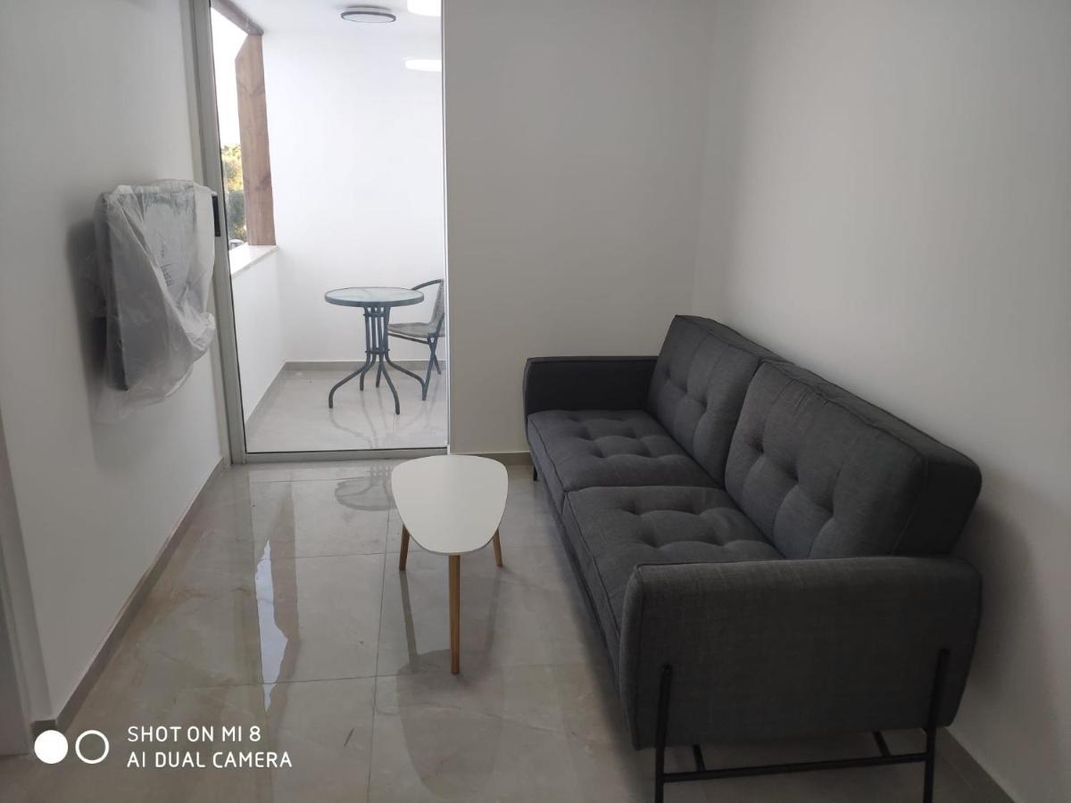 המקום הנפלא של אתי ולילך Apartman Eilat Kültér fotó