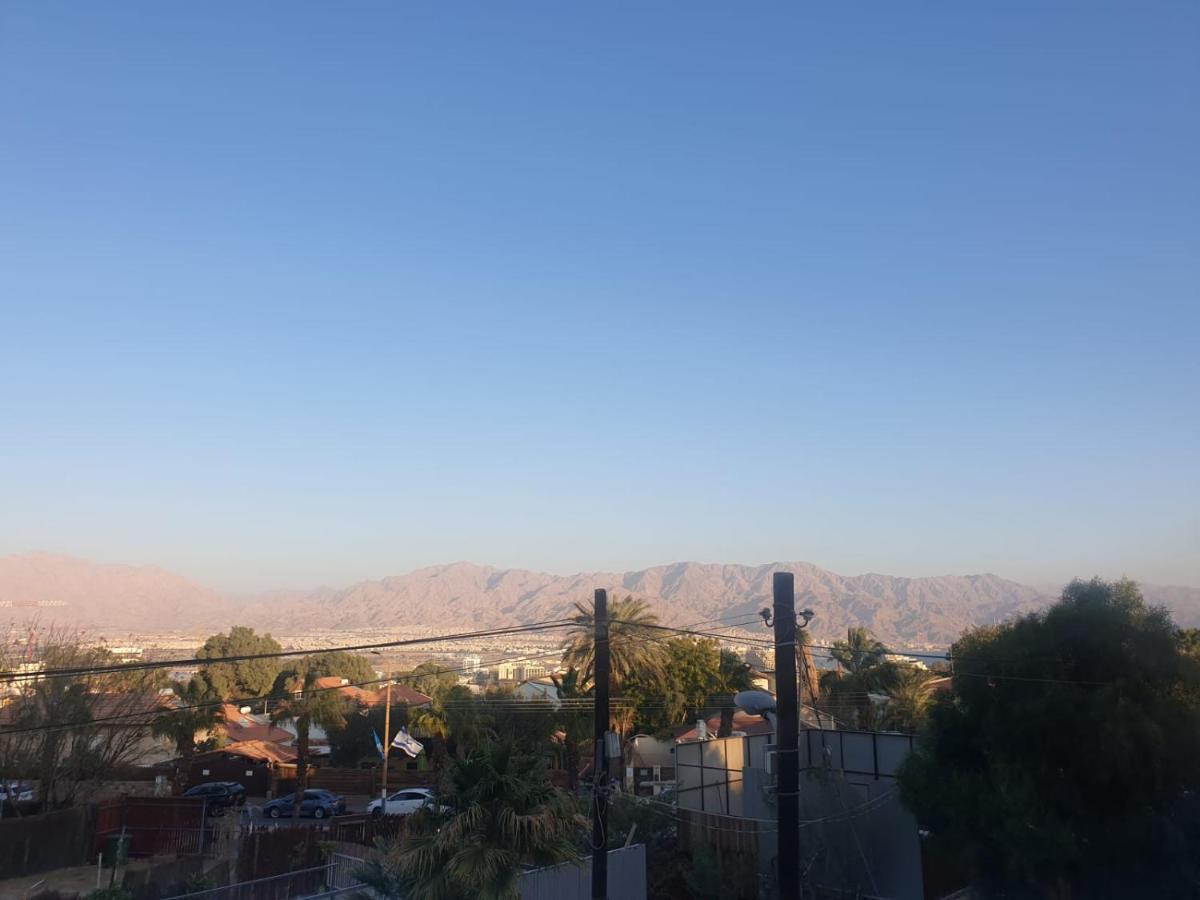 המקום הנפלא של אתי ולילך Apartman Eilat Kültér fotó
